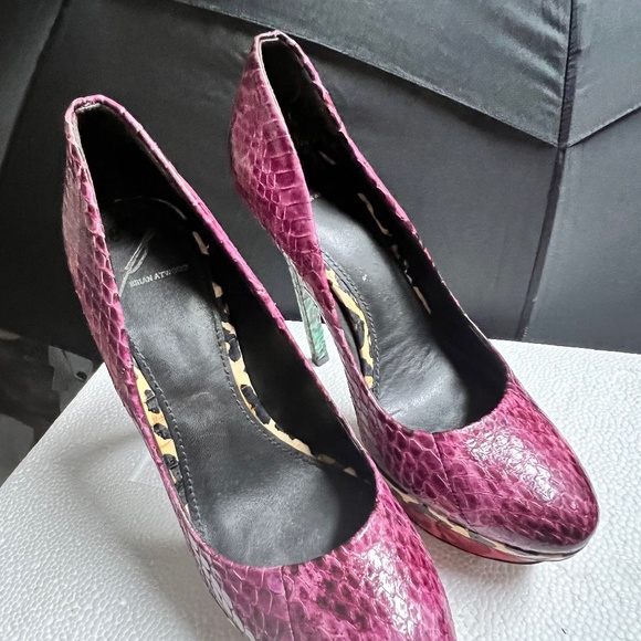 Brian Atwood Python Heels - Picture 1 of 4
